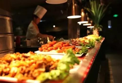 餐飲服務(wù)單位和消費者 攜手筑牢食品安全雙重防線